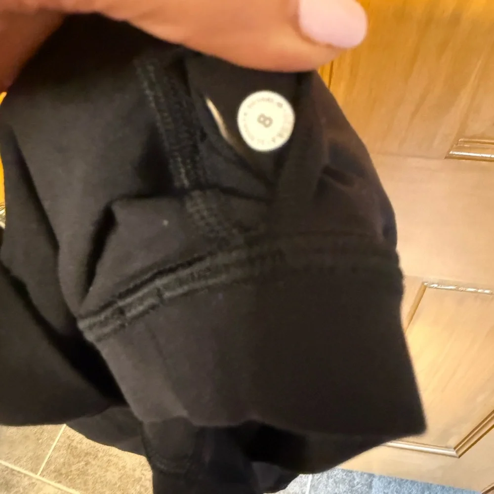 Lululemon Black Tank Top_3